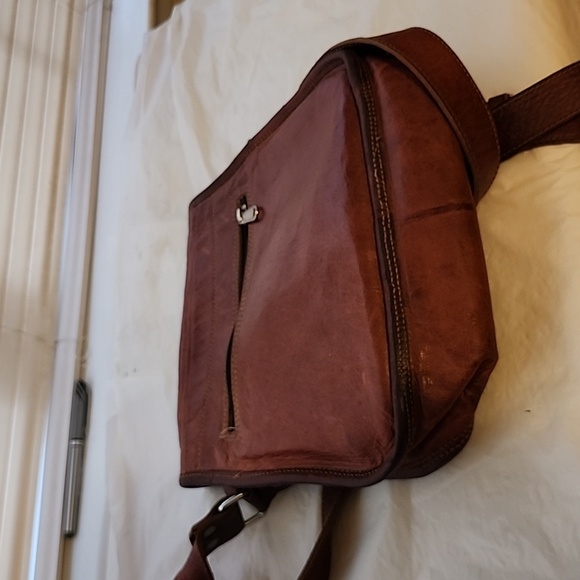 KOMAL'S PASSION HANDBAG - Picture 2 of 4